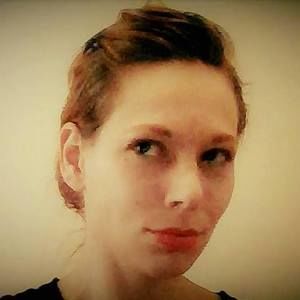 Meet your Posher, Ayla